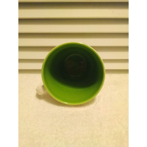 Starbucks White Green Red Stripe 2007 Holiday Christmas 12 oz Coffee Mug Cup - Picture 2 of 5